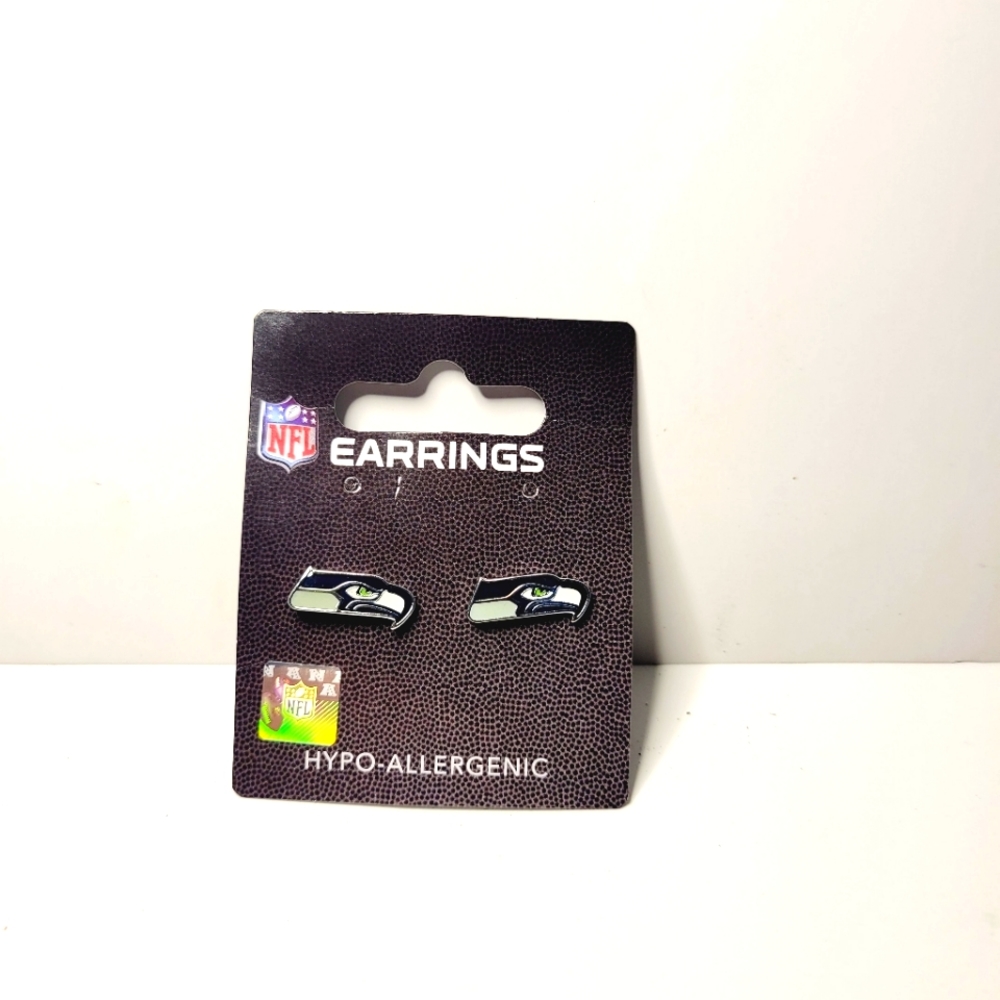 Seahawks Earings!!! Plus Bonus NFL winter Gloves